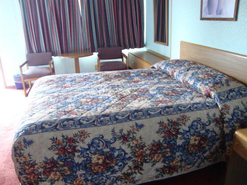 Budgeteer Motor Inn Angola Pokoj fotografie